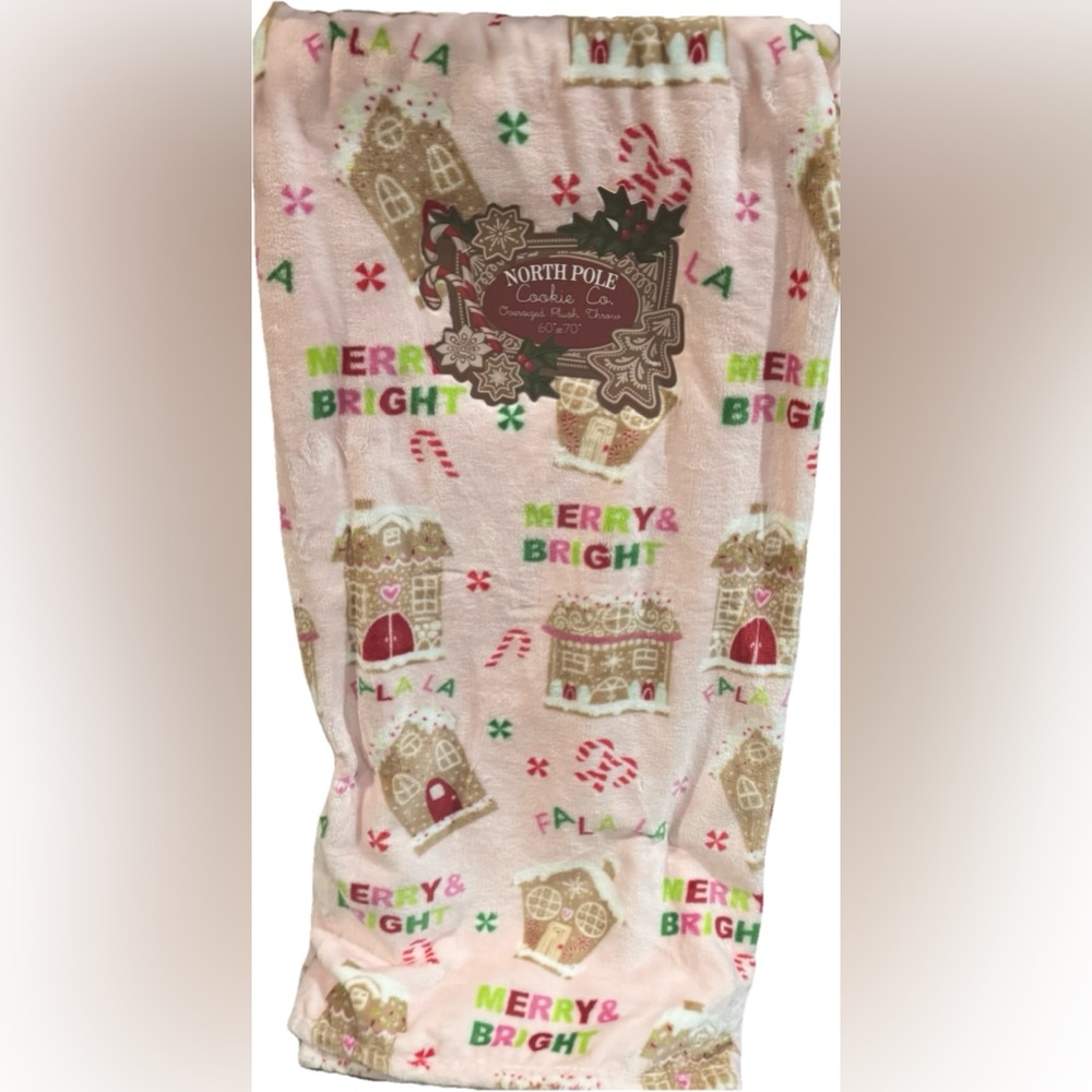 CHRISTMAS HOLIDAY PINK THROW BLANKET W/GINGERBREAD HOUSES & CANDY CANES NEW